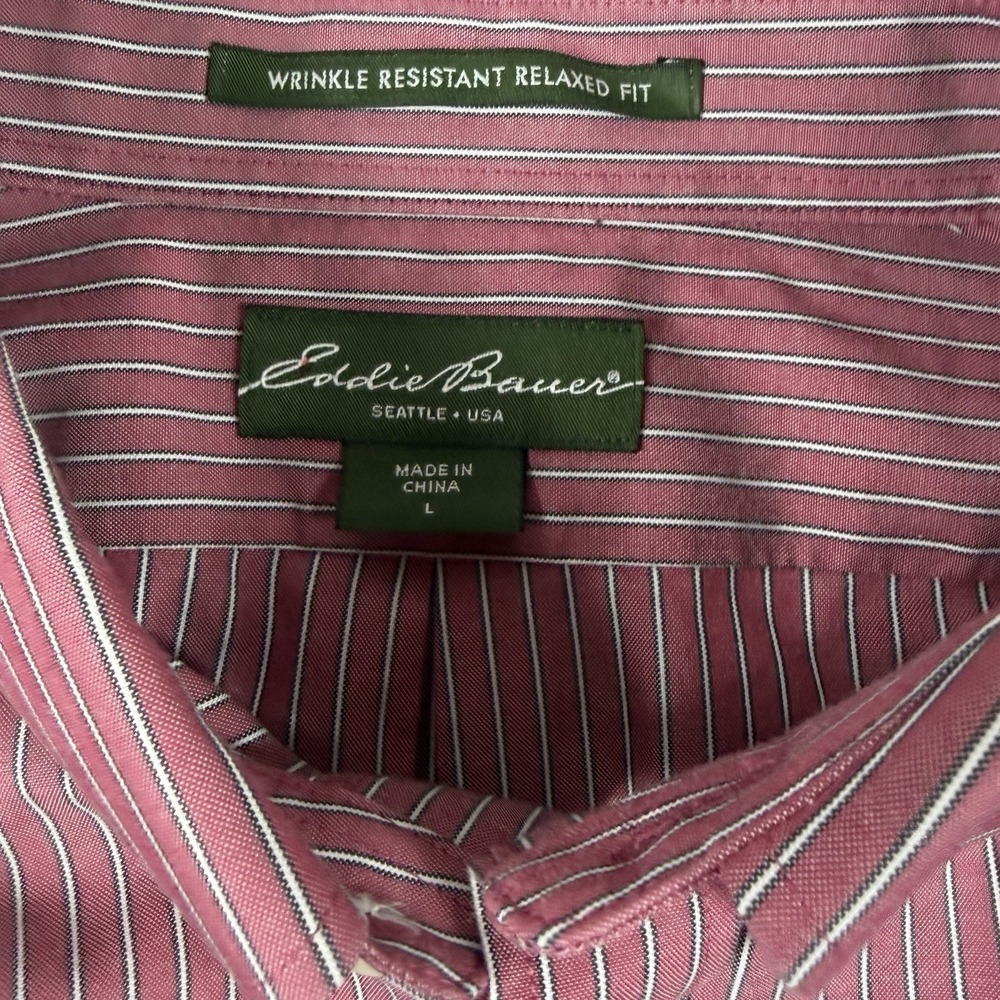 Eddie Bauer Men's Wrinkle Resistant Relaxed Fit Button Down Shirt Large - Picture 3 of 4